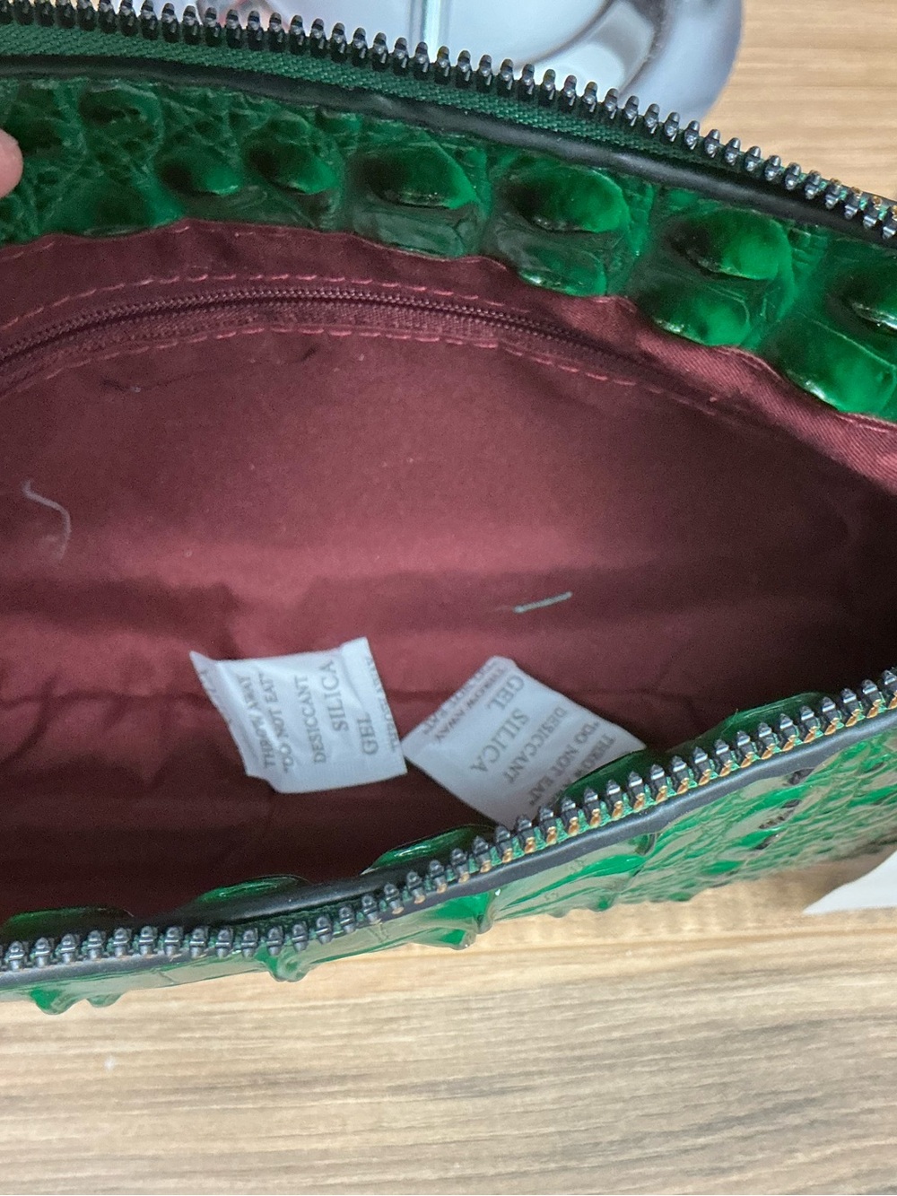 NWT Green Croc Embossed Satchel Handbag - Picture 7 of 7